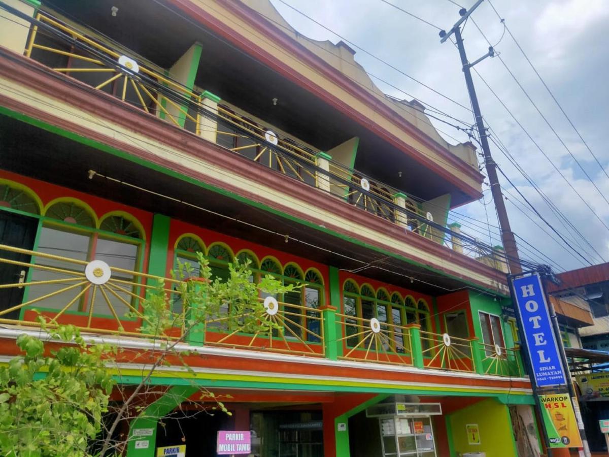 Oyo 90041 Hotel Sinar Lumayan Syariah Μπαλικπαπάν Εξωτερικό φωτογραφία
